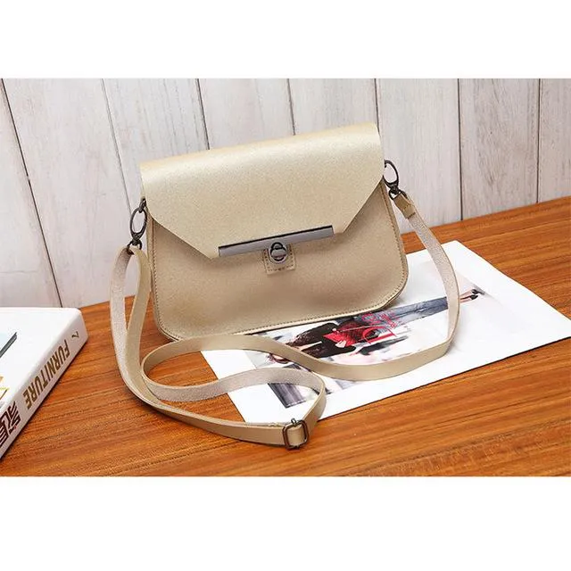 DAUNAVIA Brand Small Women Messenger Bag Simple Designer PU Leather Crossbody Bag Ladies Lock Flap shoulder bag for female 2019