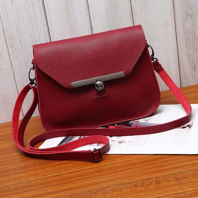 DAUNAVIA Brand Small Women Messenger Bag Simple Designer PU Leather Crossbody Bag Ladies Lock Flap shoulder bag for female 2019